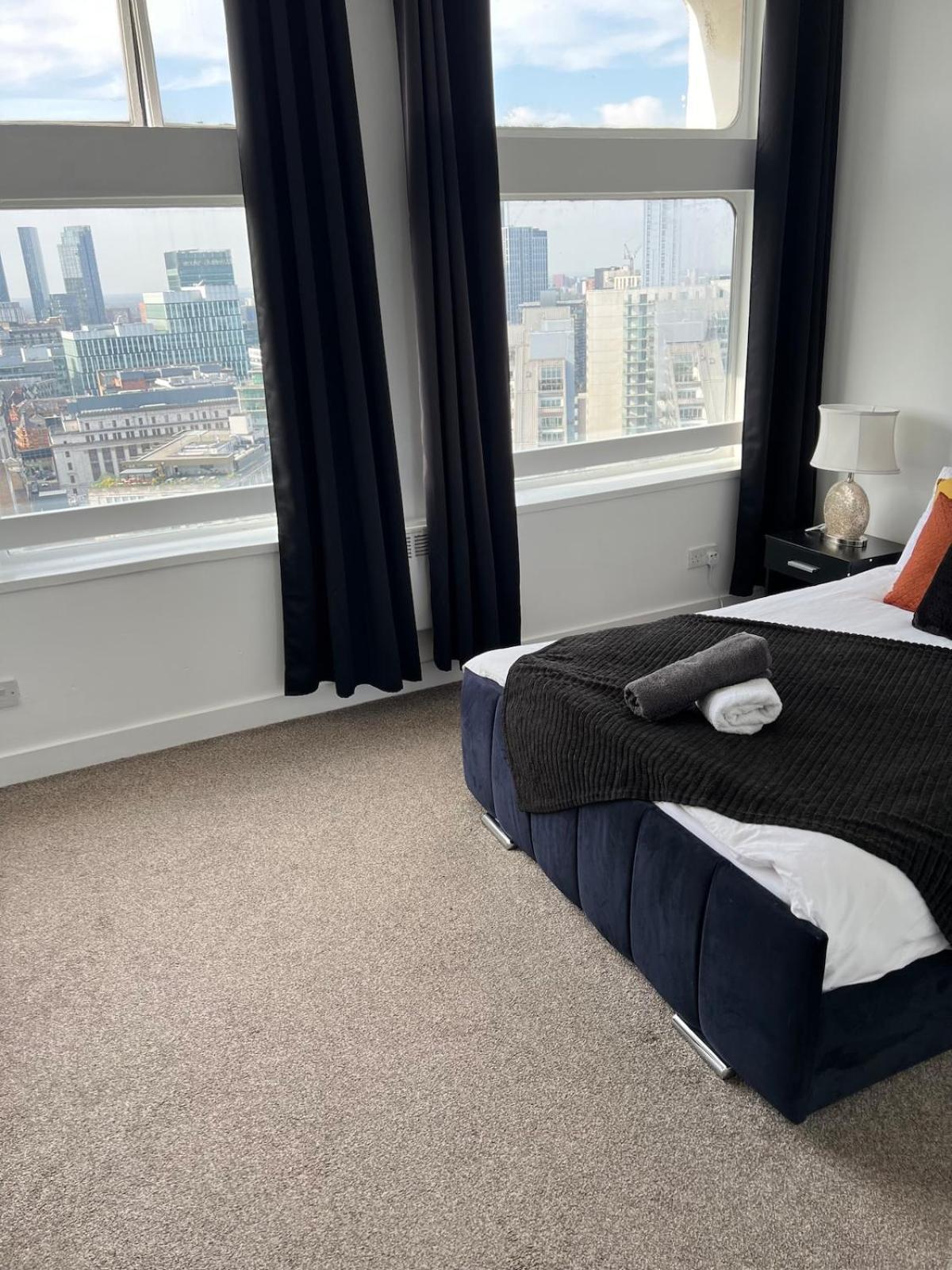 Apartment Skyline Views